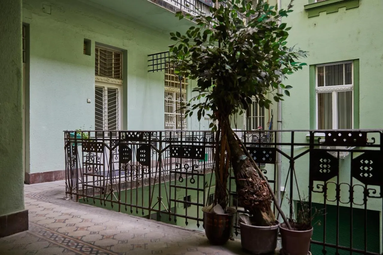 Wesselenyi 8 Great Synagogue Apartment Budapest